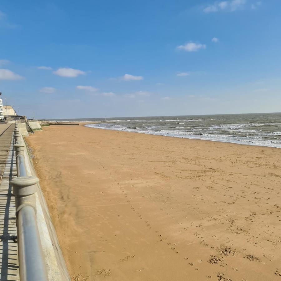 Shore Thing Beachfront Apartment Ramsgate - Sleeps 4 Εξωτερικό φωτογραφία