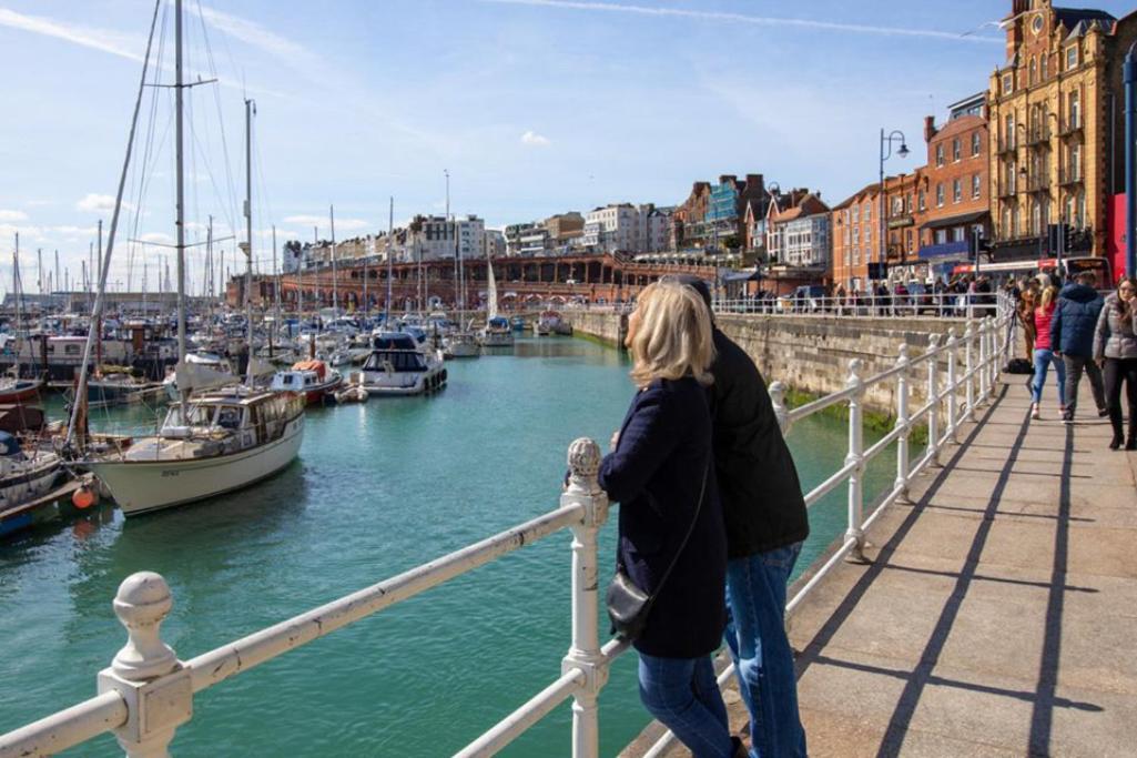 Shore Thing Beachfront Apartment Ramsgate - Sleeps 4 Εξωτερικό φωτογραφία